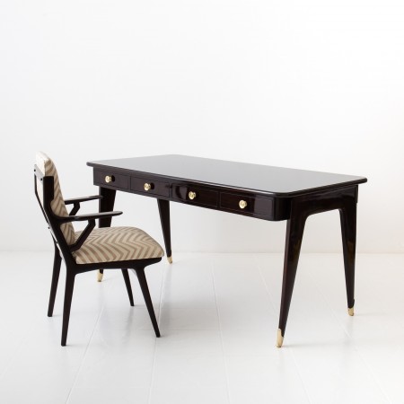 Desk by Vittorio Dassi